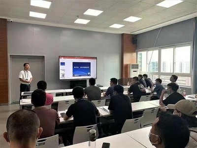 鞏固技能促提升 交流學習強安全-重慶空管分局精細化開展西南地區(qū)中小機場復訓工作